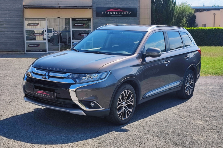 MITSUBISHI OUTLANDER