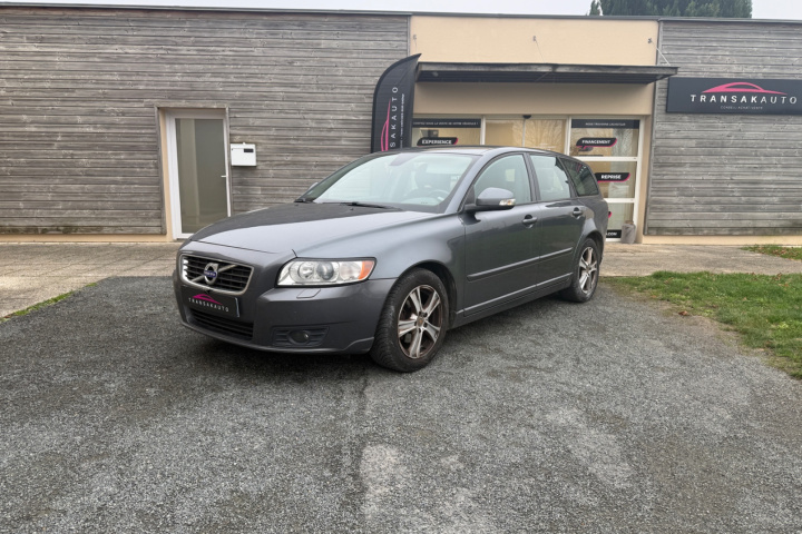 VOLVO V50