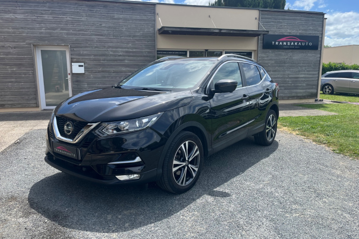 NISSAN QASHQAI 2019