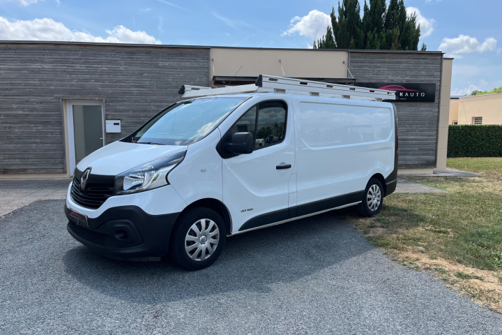 RENAULT TRAFIC FOURGON