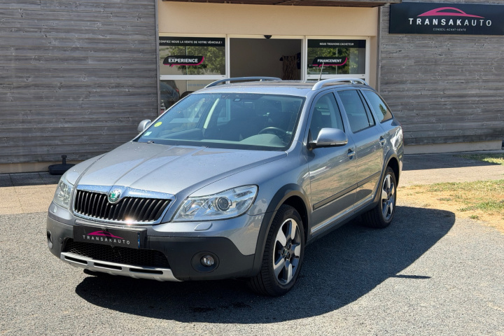 SKODA OCTAVIA COMBI 4X4