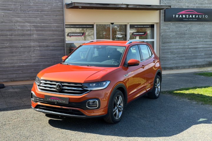 VOLKSWAGEN T-CROSS