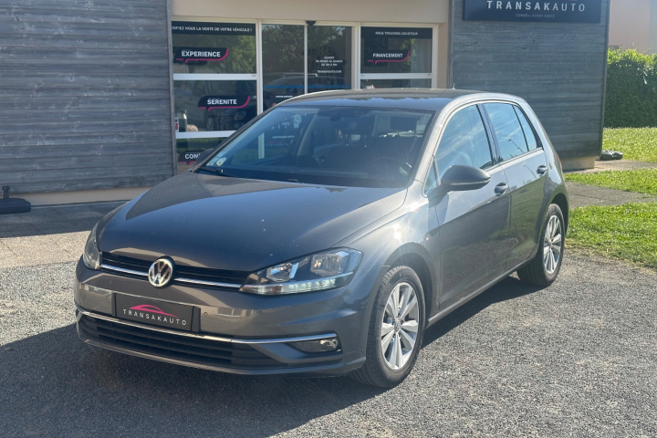VOLKSWAGEN GOLF