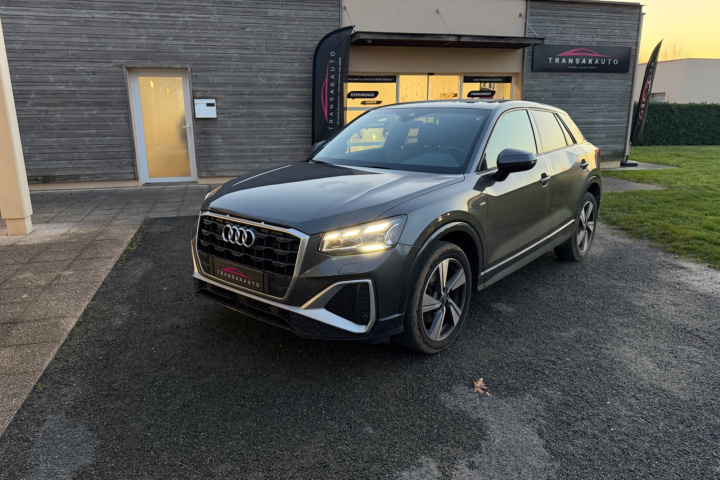 AUDI Q2