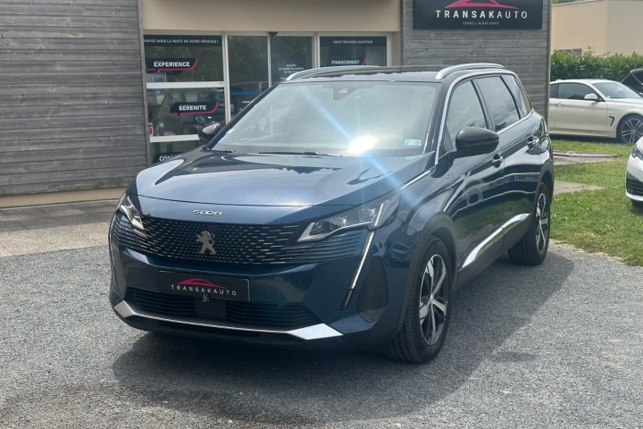 PEUGEOT 5008