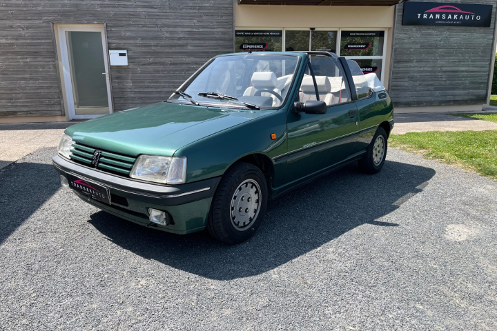 PEUGEOT 205 CABRIOLET